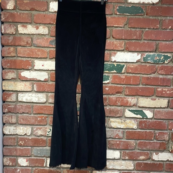 Show Me Your Mumu Black Corduroy Cam Cam Bells size xsmall /small, NEW w/o tags - Picture 3 of 7